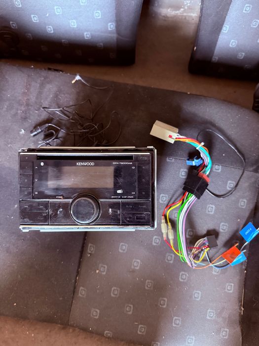 Radio samochodowe 2-DIN Kenwood DPX-7200DAB | Bluetooth | Kostka ISO + MIKROFON