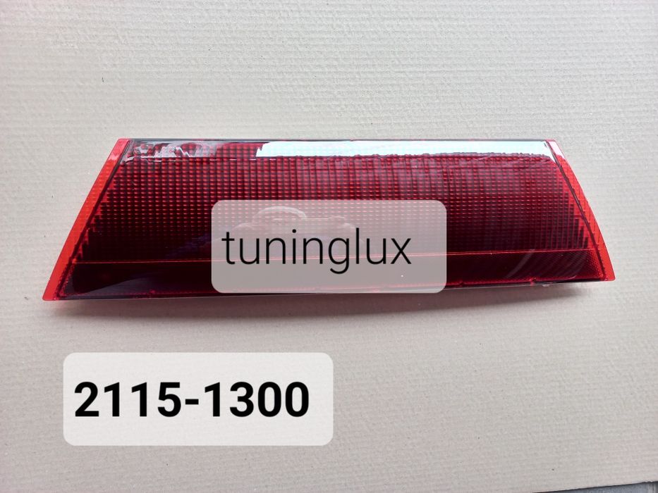 Катафот  крышки багажника ваз 2110 .2111.2112.2115