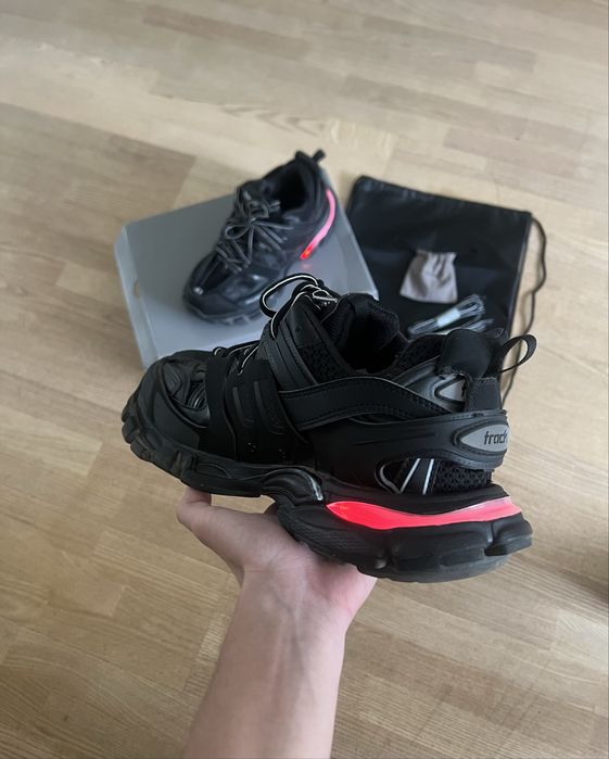 Balenciaga Track LED Black