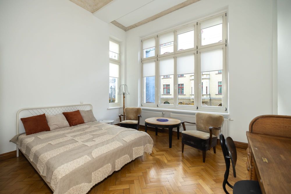 Stylowa kawalerka w kamienicy | Śródmieście