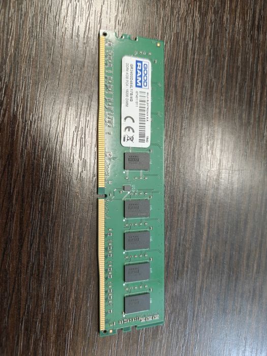 Оперативна пам'ять GOODRAM DDR4 4GB 2400MHz ОЗУ GR2400D464L17S/4G