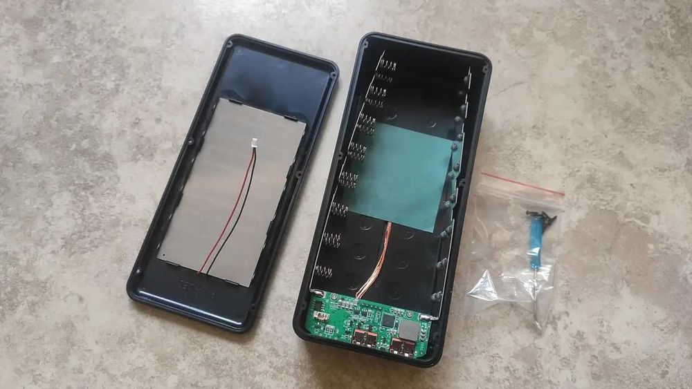 Корпус повербанка PD Max QI 16