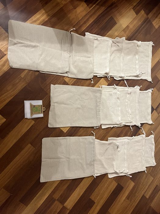 Zestaw różnych worków na zakupy