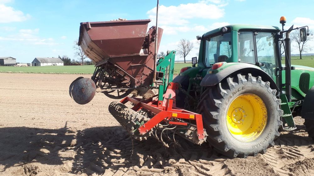 Agregat uprawowo-siewny