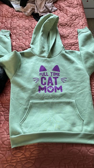 Mietowa bluza z kapturem S/36 oversize nadruk cat mom