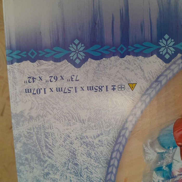 надувной замок фирмы INTEX