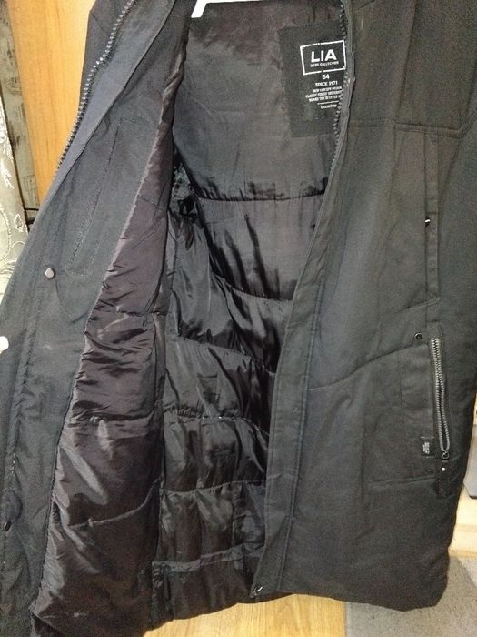 Продам чоловічу зимову куртку парку.