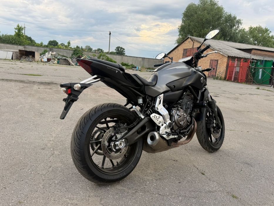 Продам мотоцикл YAMAHA MT-07