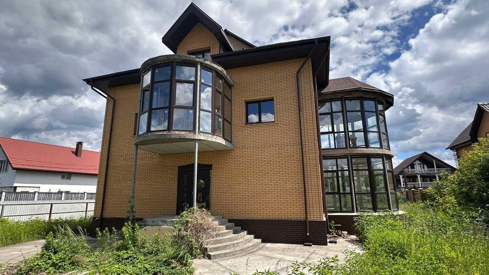 Продаж капітального маєтку у Воскресенських Садах (затока Десенки)