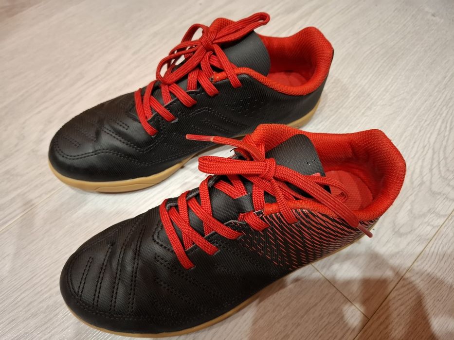 Buty halowe Kipsta 36