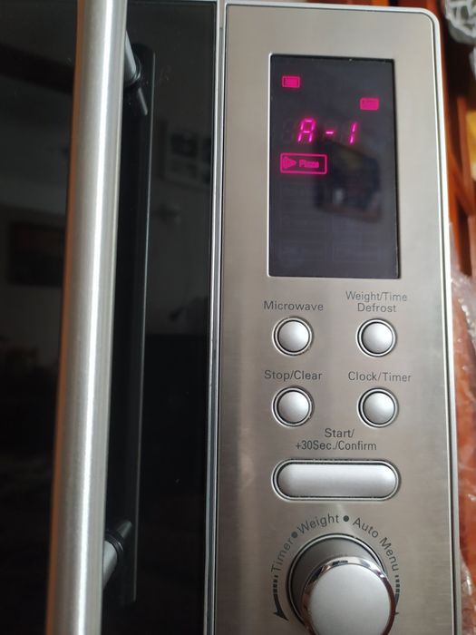 Мікрохвильова піч AEG