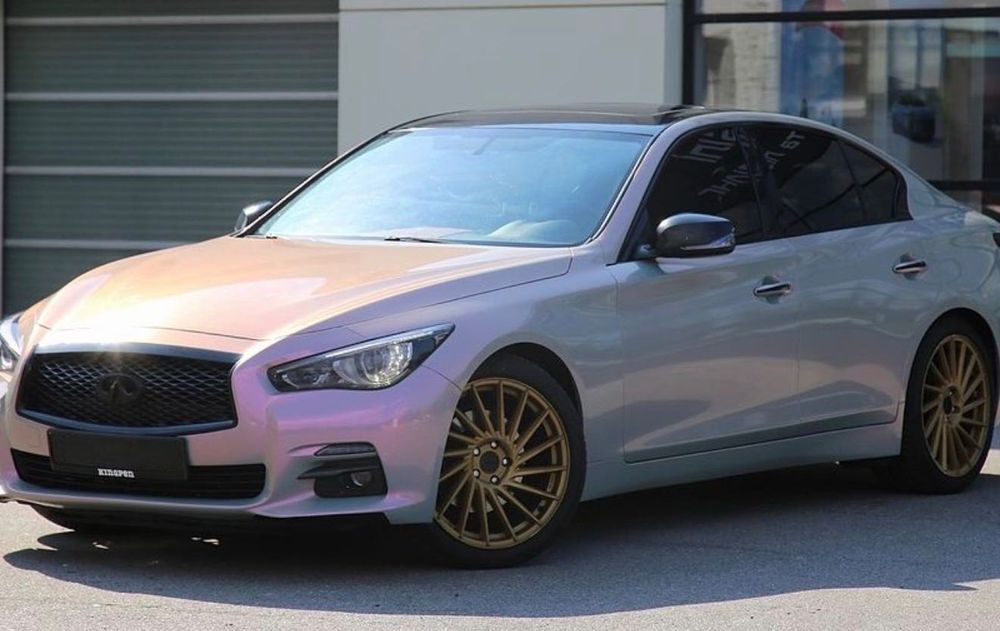 Infiniti Q50 2014 3.7 газ/бенз RWD