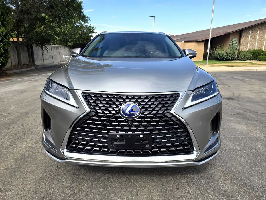 Lexus RX      2021