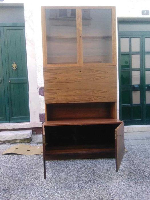 Móvel de sala em pau-santo design sueco anos 80