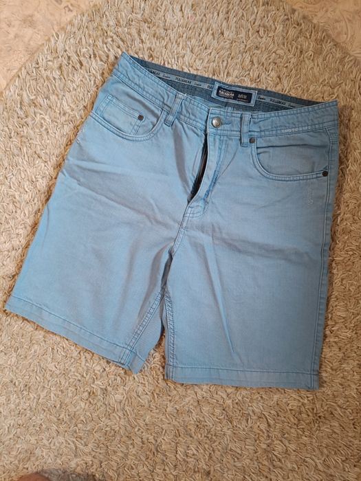 Шорти Pull Bear 31розмір