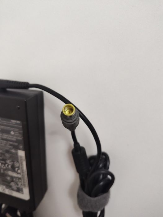 Ładowarka Lenovo 135W 20V ThinkPad W510 W520 W530