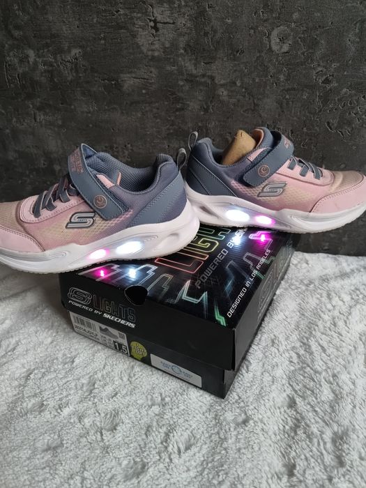 Adidasy świecące Powered by skechers rozmiar 33