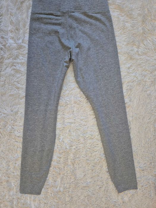 Спортивні лосіни леггінси Nike Sportswear Classics