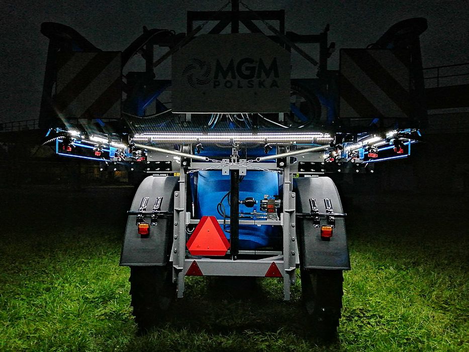 Opryskiwacz MGM Magma 2000 DO 3000