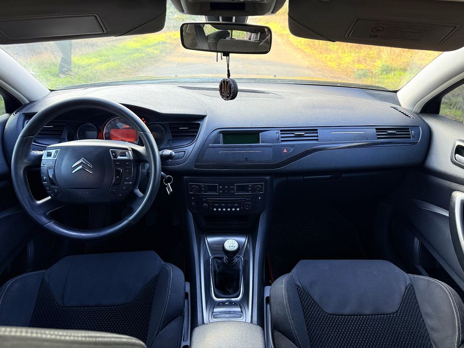 Пропоную вашій увазі Citroën C5 2010 року