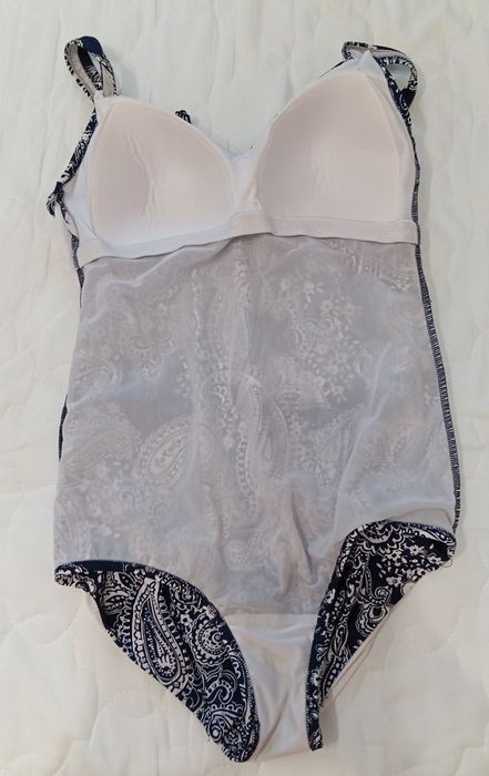 Купальник суцільний