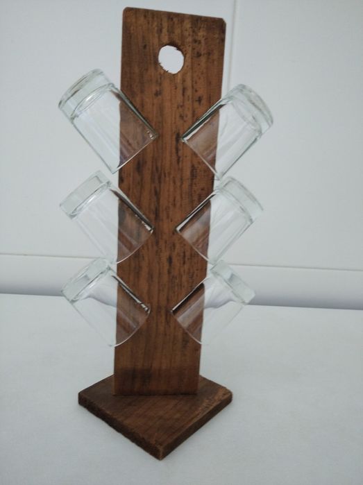 Suporte com 6 copos