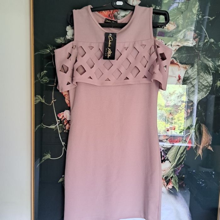 Sukienka  nowa CARA MIA roz 36/s pudrowy roz