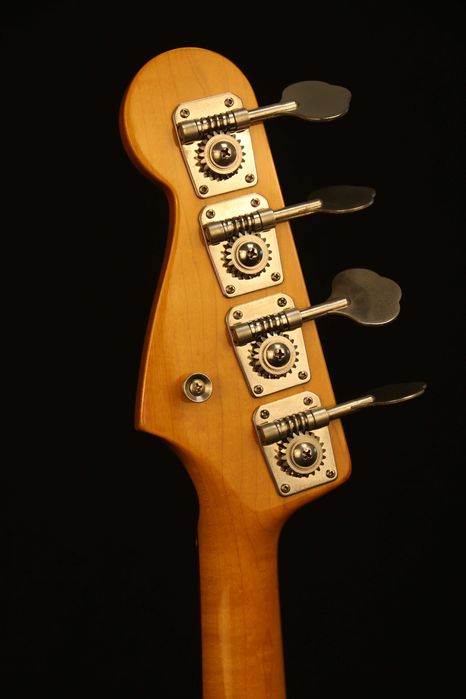 Fender Jazz Bass JB62-75US CAR 1997 r. Japan