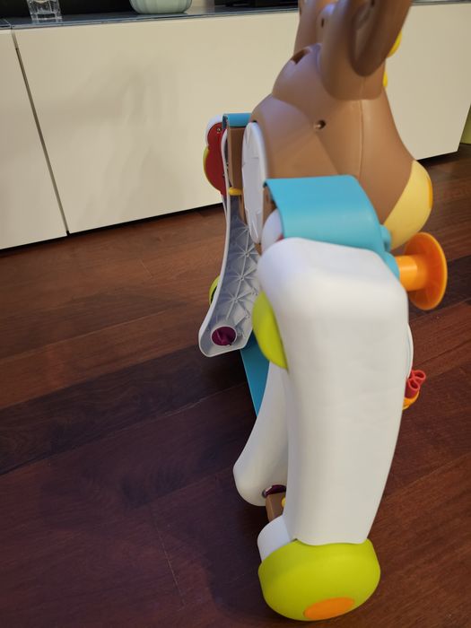 Andador e mesa de atividades 3 em 1