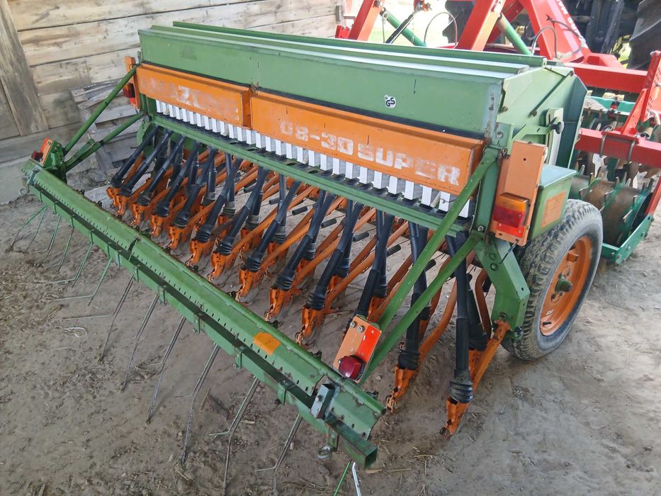 Siewnik Amazone D8 30 super