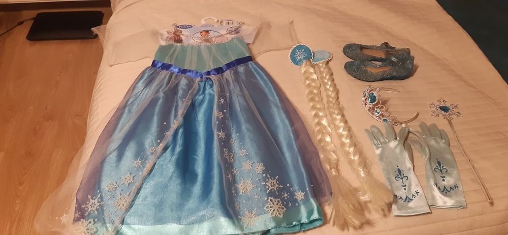 Sukienka, kostium Elsa 4-6 lat plus dodatk rezerwacja i