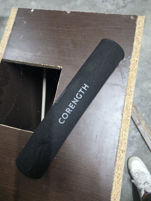 Proteção Barra Squat Pad CORENGTH Decathlon – Agachamento / Hip Thrust