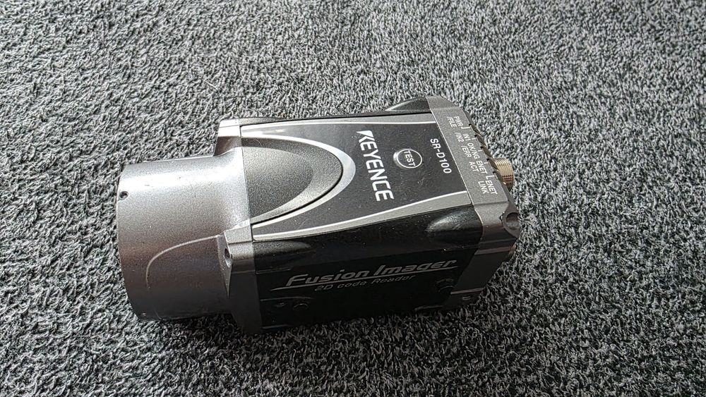 KEYENCE SR-D100 Fusion Imager 2D code Reader  100% sprawny!