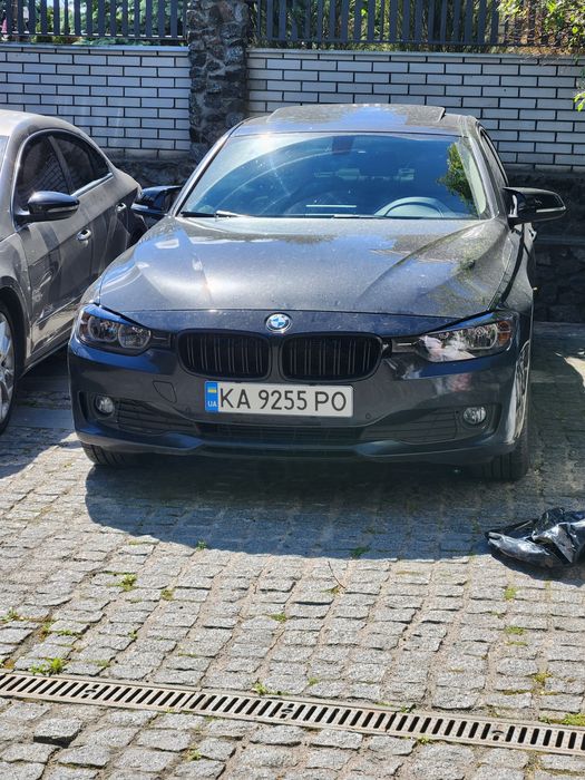 BMW 320i Xdrive 2014 рік