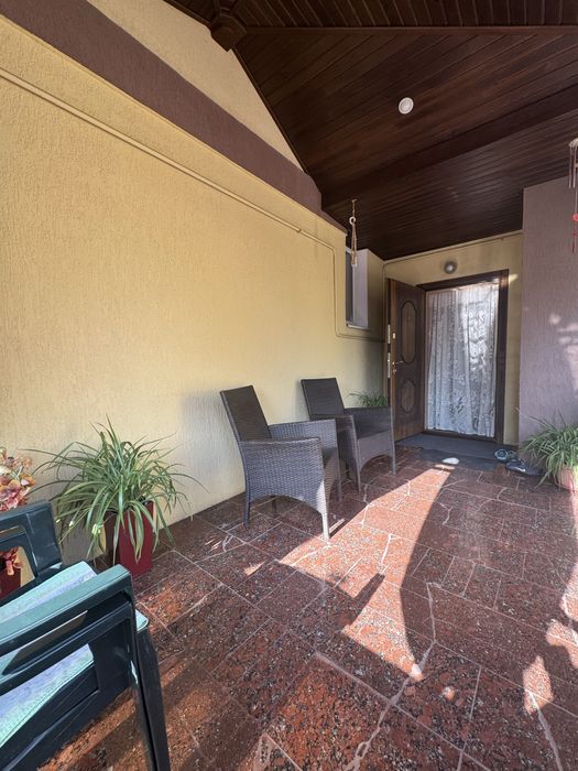 Добротний, облаштований будинок Р-н Масляниківка.