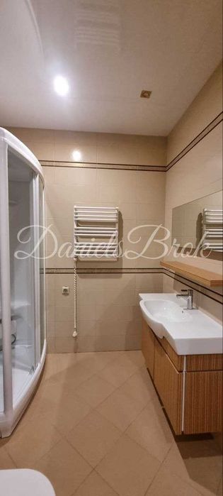 Аренда 4 комнатные апартаменты в ЖК Диамант