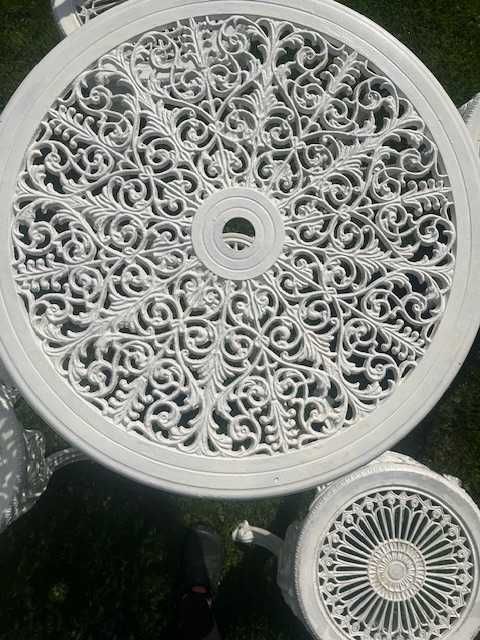 Meble ogrodowe zestaw - stan bardzo dobry