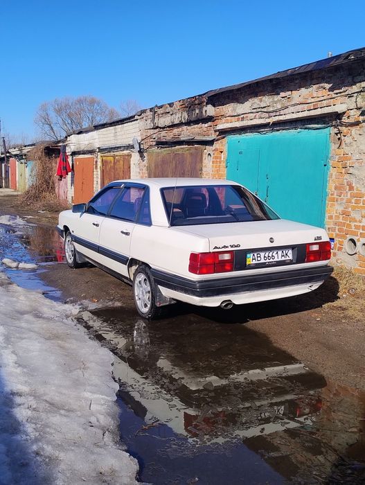 Ауді 100 с3 (сігара)