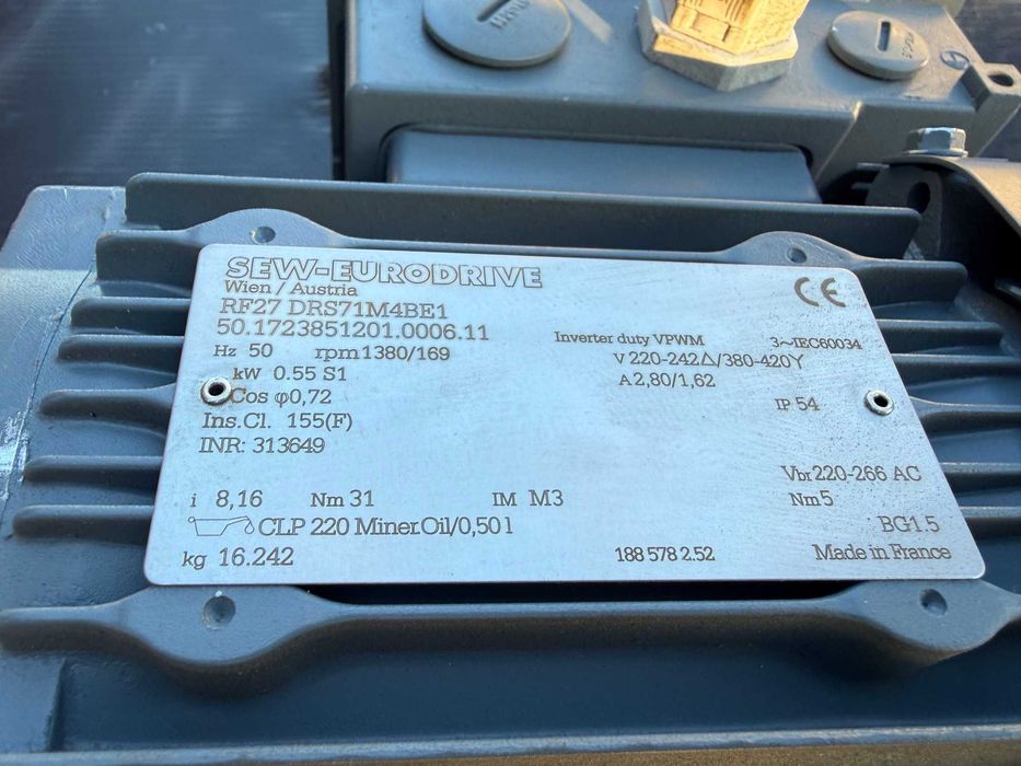 Motoreduktor, reduktor, przekładnia z silnikiem sew 0,55 kw 169obrotów