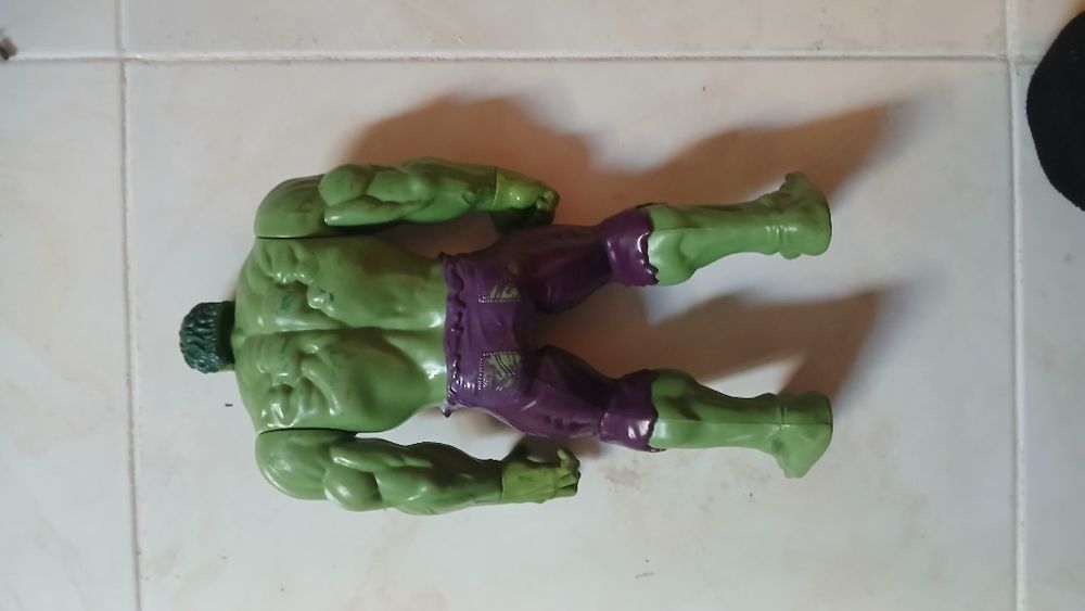 Brinquedo do Hulk.