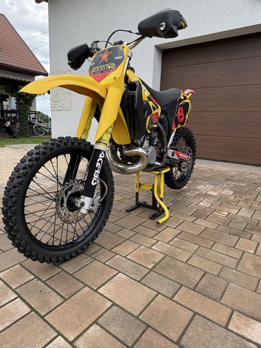 SUZUKI RM 250 2t
