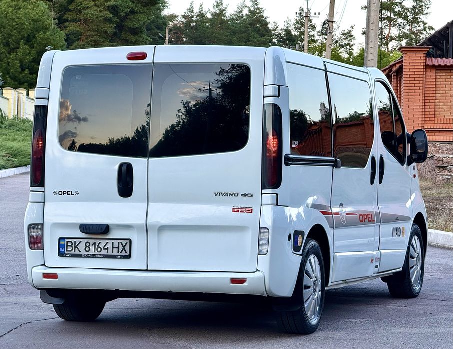 Opel Vivaro 1.9 ПАСАЖИР 9 Місць! Ідеальний Стан Гаражне зберігання 1 ВЛАСНИК!