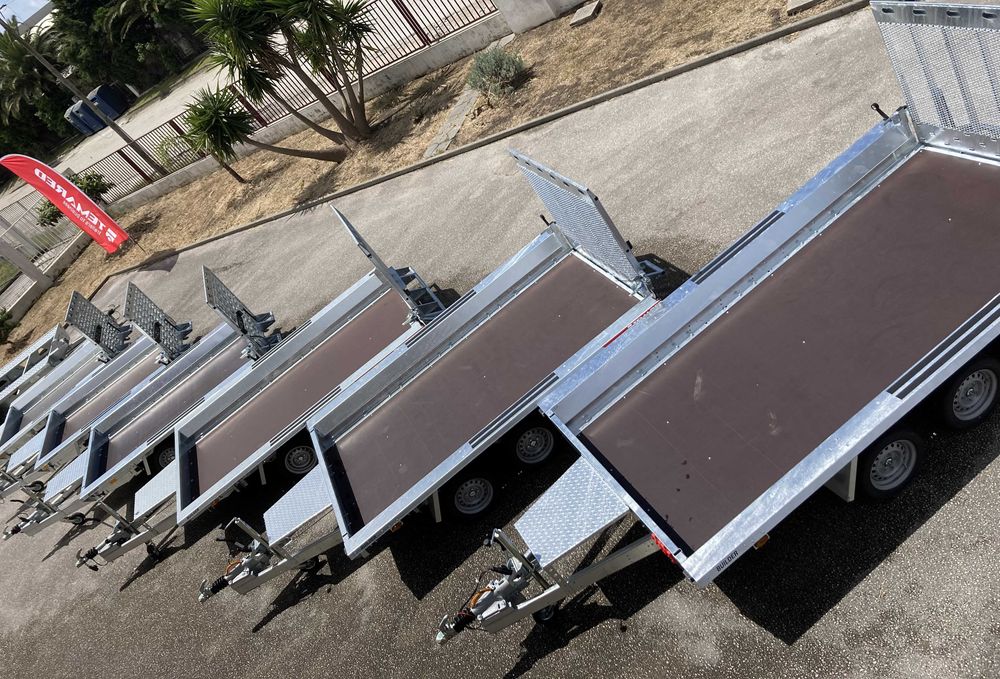 Atrelado Máquina Giratória Reboque Máquina Bocat Traillers escavadora