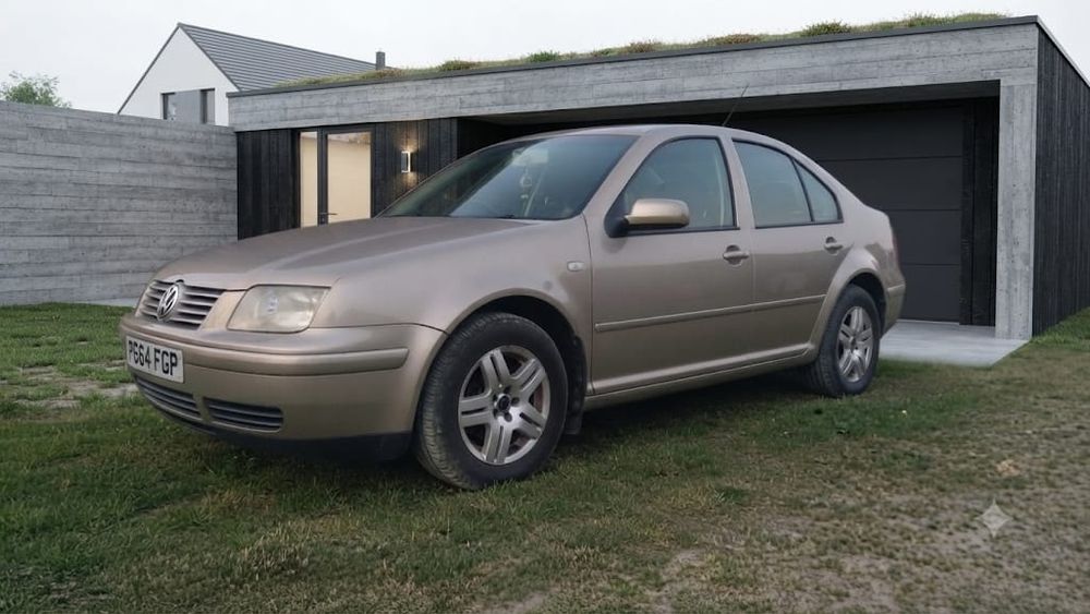 VW BORA GOLF IV 1.9 TDI 130KM ASZ LD1W części boczki skórzane skóra turbosprężarka turbo zderzak maska drzwi błotnik klapa alufelgi koła grill szyba