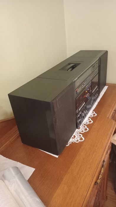 Продам магнитолу Sharp HK 9000 состояние рабочие.