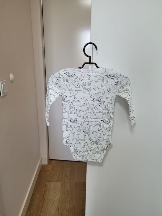 Carter's Białe Body z Długim Rękawem Wzór r. 74 9M