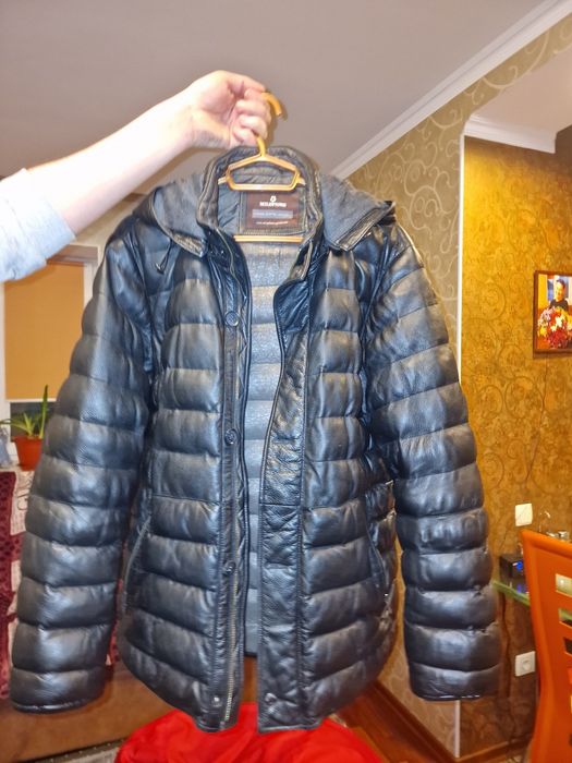 Шкіряна куртка чоловіча