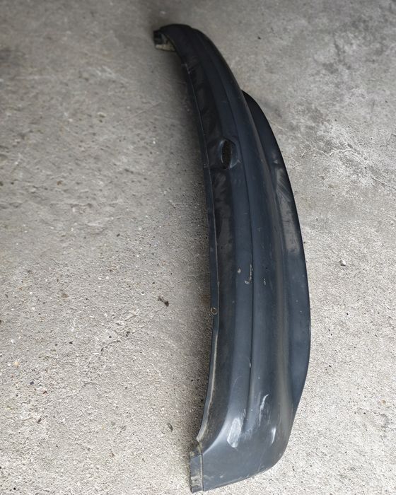 Para-choques Traseiro Opel Corsa B (Plástico Preto)  50€