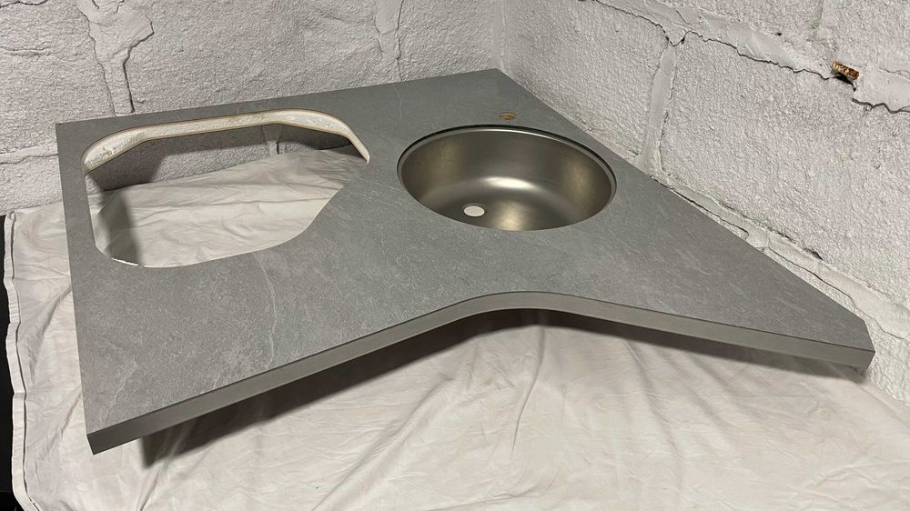 Blat kuchenny ze zlewem. Kamper Dethleffs / Sunlight