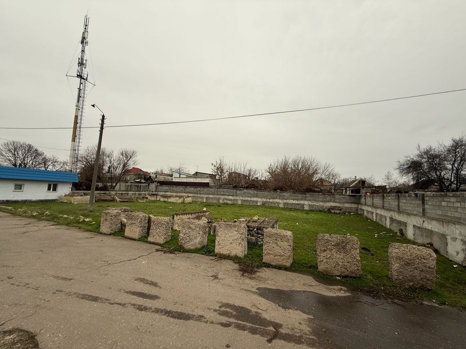 Продаю отличный участок земли  с домом  в  Центре. 4 Слободская